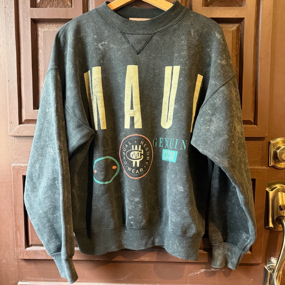 Vintage 80s Maui Graphic Crewneck Sweatshirt - Black Faded